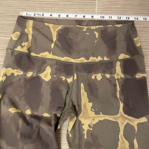 Varley Luna High Rise Leggings in Golden Tie Dye Size Large - Picture 13 of 14